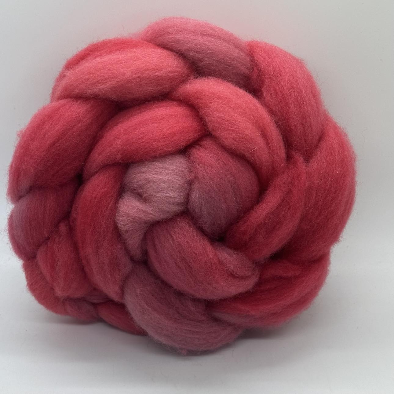 Cormo Wool Top Braid 23 Micron (GCM6) ~ Hand dyed 4 oz