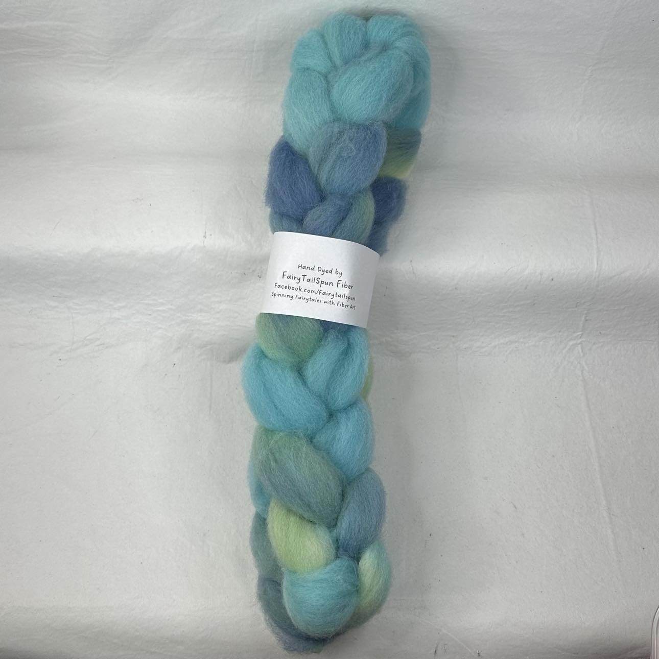 Finnish Wool Top Braid 28 - 30 Micron (GFH46) ~ Hand dyed ~ 4 oz