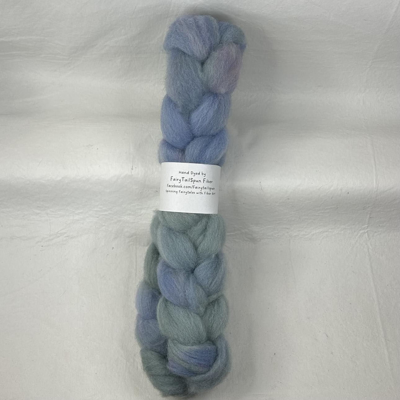 Finnish Wool Top Braid 28 - 30 Micron (GFH47) ~ Hand dyed ~ 4 oz