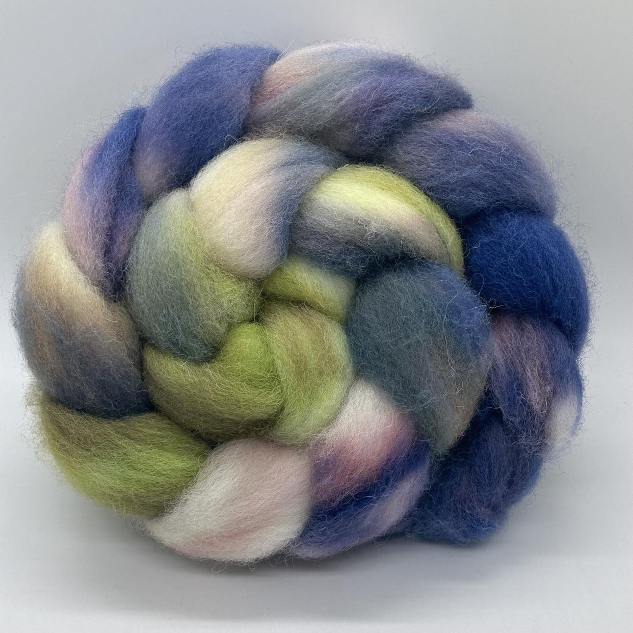 Jacob Wool Top Braid (GJ54) ~ Hand dyed 28-37 microns ~ 4 oz