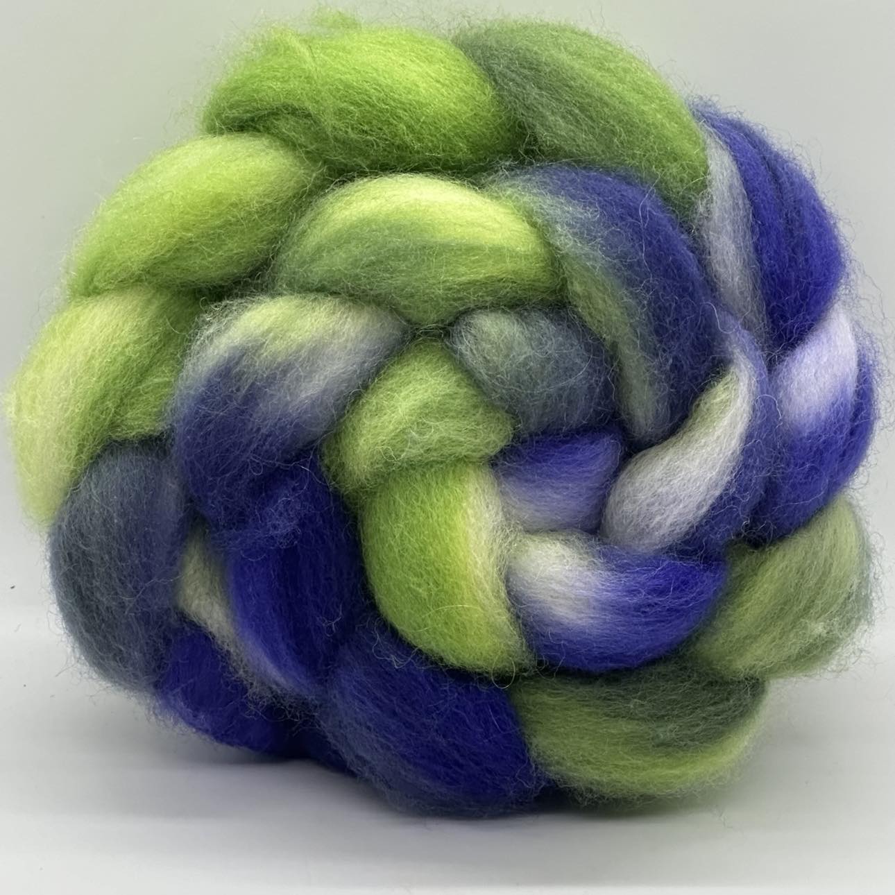 Norwegian Wool Top Braid 33 Micron (GNW31) ~ Hand Dyed, 4 oz