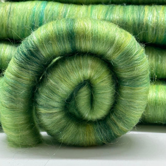 Fiber Art Rolag Bundle ~ Grass Is Greener ~ 4 oz (GRB41)